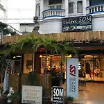 Som Guesthouse